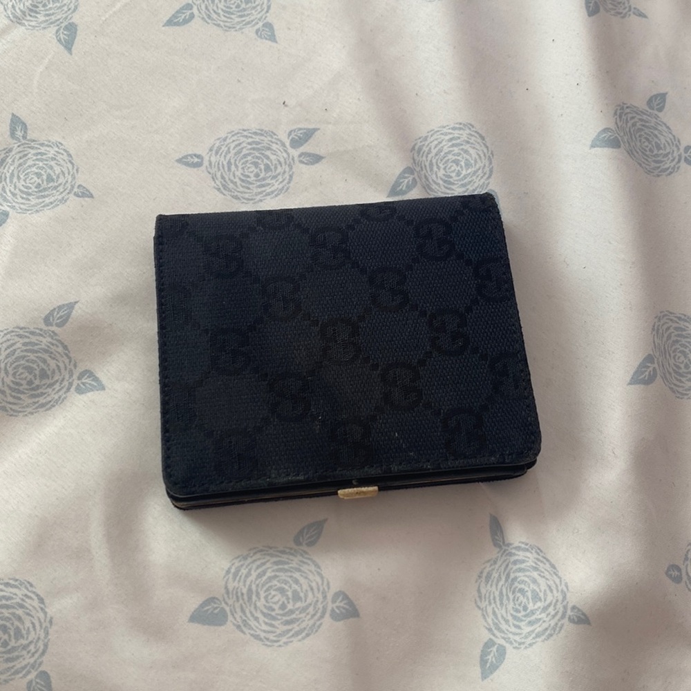 Gucci wallet